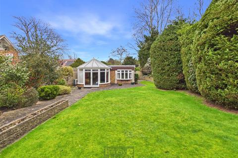 4 bedroom detached house for sale, Rayleigh Road, Hutton, Brentwood, Essex, CM13
