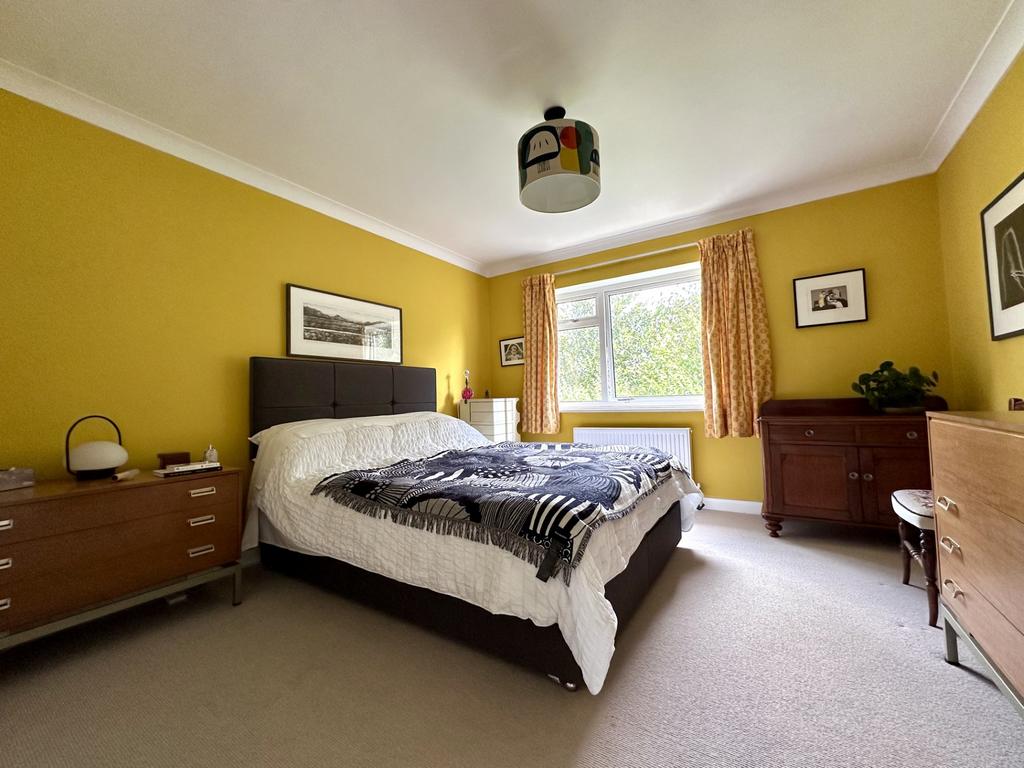 Bed 1