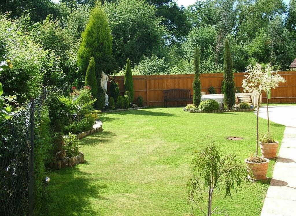 Rear Garden Shot - Tryplets.jpg