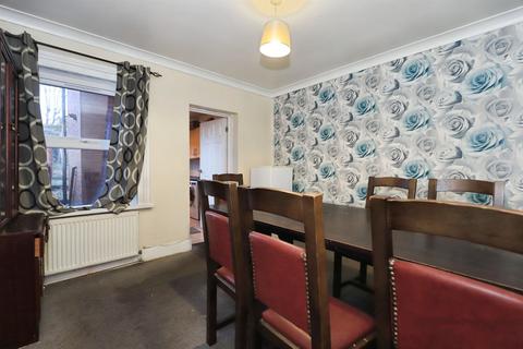 2 bedroom terraced house for sale, Sutton Road, Kidderminster