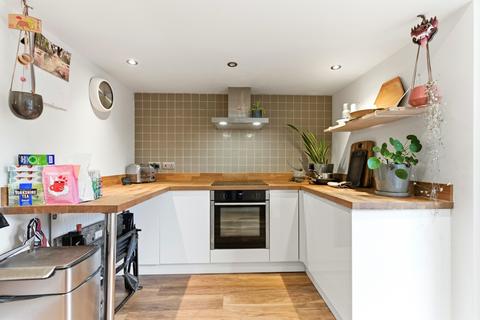 3 bedroom end of terrace house for sale, Summer Street, Luton LU1