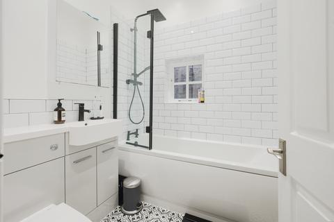 2 bedroom apartment for sale, Pelham Road, Wimbledon, London SW19