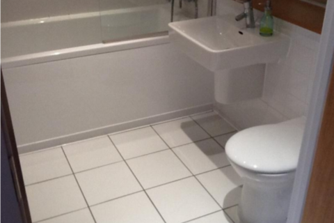 2 bedroom flat to rent, Taylorson Street South, Salford
