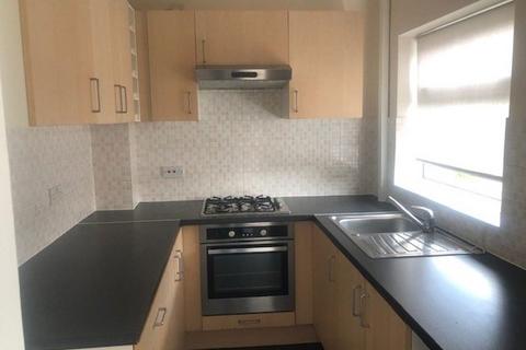 2 bedroom house to rent, Larch Road
