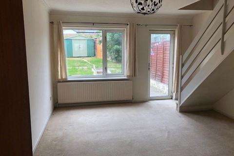 2 bedroom house to rent, Larch Road