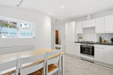 2 bedroom semi-detached house for sale, North Terrace, Hertfordshire CM23