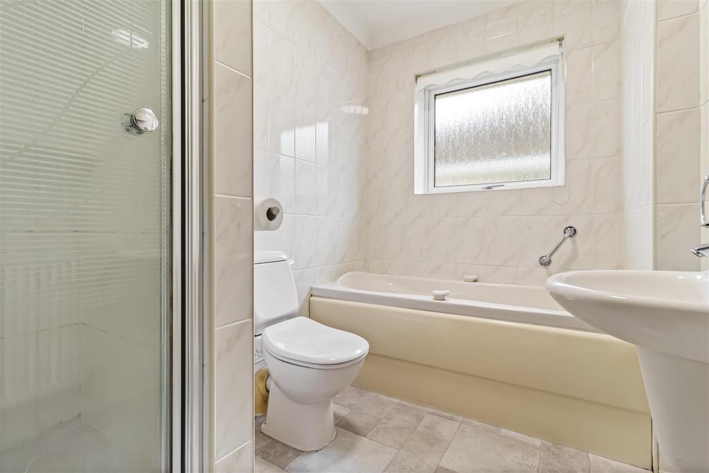22 Harwood Ave-008.JPG