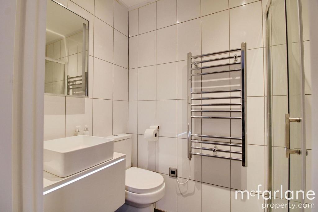 Bedroom &amp; En-suite