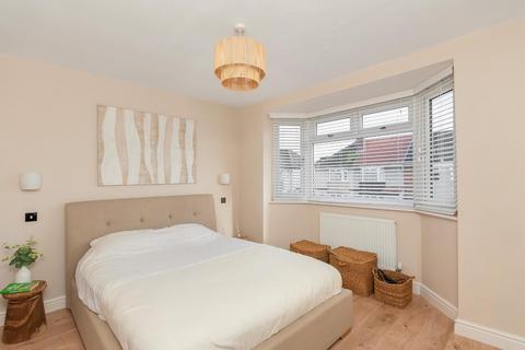 2 bedroom terraced house for sale, Warren Road, Filton