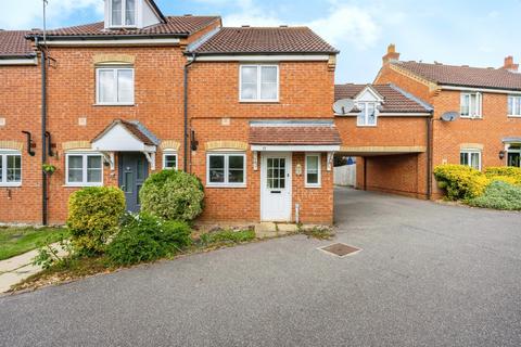 3 bedroom end of terrace house for sale, Birbeck Close, Clapham, Bedford