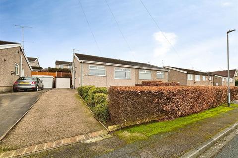 undefined, Watty Hall Avenue, Bradford BD6