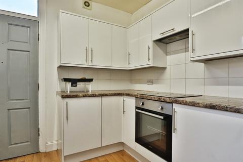 undefined, Estcourt Terrace, Leeds