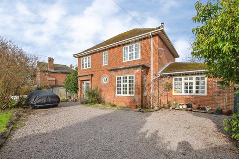 4 bedroom detached house for sale, Cawston Road, Reepham, Norwich