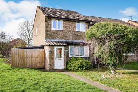 3 bedroom house to rent, Dryden Avenue, Bicester OX26
