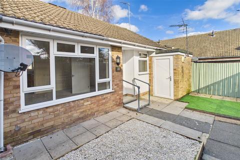2 bedroom bungalow for sale, Arncliffe, Bracknell, Berkshire, RG12