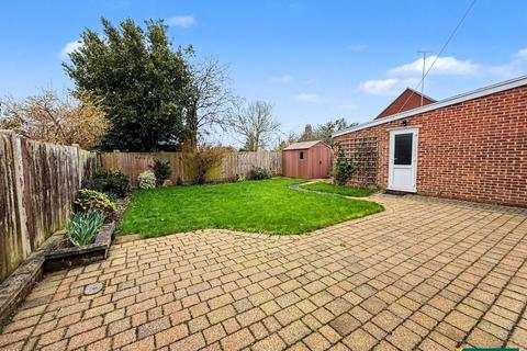 4 bedroom detached house for sale, Willoughby Way, Northampton NN7