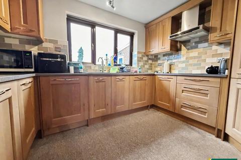 4 bedroom detached house for sale, Willoughby Way, Northampton NN7