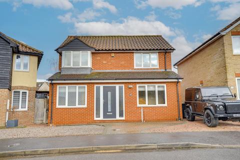 Bayfield Drive, Cambridge CB25