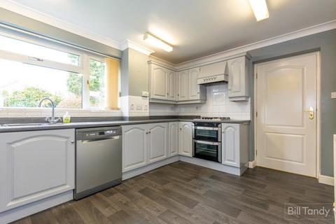 3 bedroom link detached house for sale, Meadow View , Burntwood , WS7