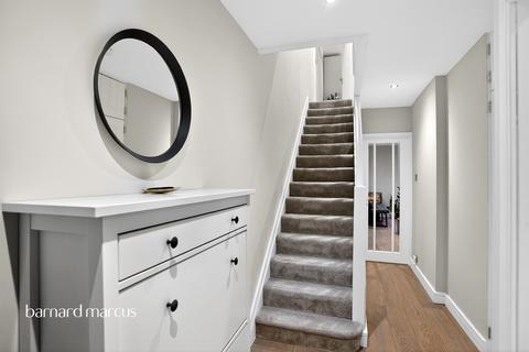 3 bedroom maisonette for sale, Venner Road, LONDON