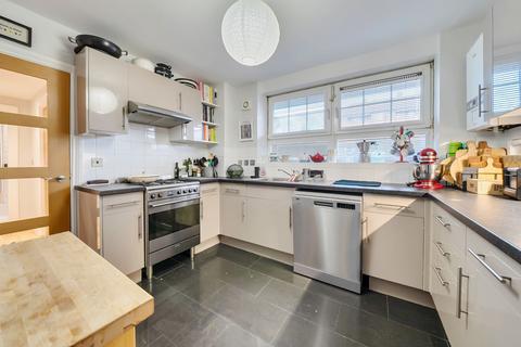 2 bedroom flat for sale, Gosling Way, London SW9