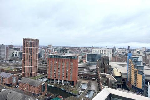 2 bedroom apartment to rent, Bridgewater Place, Leeds, LS11