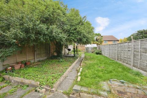 3 bedroom semi-detached house for sale, Wharf Road, Broxbourne