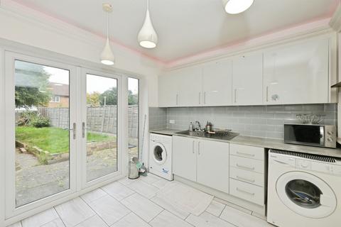 3 bedroom semi-detached house for sale, Wharf Road, Broxbourne
