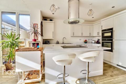 undefined, Jenners Yard, Swindon