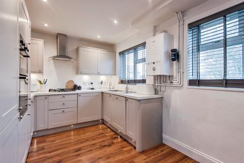 4 bedroom end of terrace house for sale, Balmoral Close, Stevenage