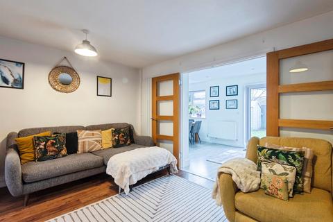 4 bedroom end of terrace house for sale, Balmoral Close, Stevenage
