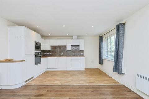 2 bedroom ground floor flat for sale, Brazen Gate, Norwich