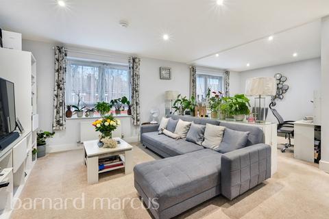 2 bedroom flat for sale, Henderson Road, Croydon