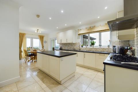 5 bedroom detached house for sale, Maes Ffynnon, Roch, SA62