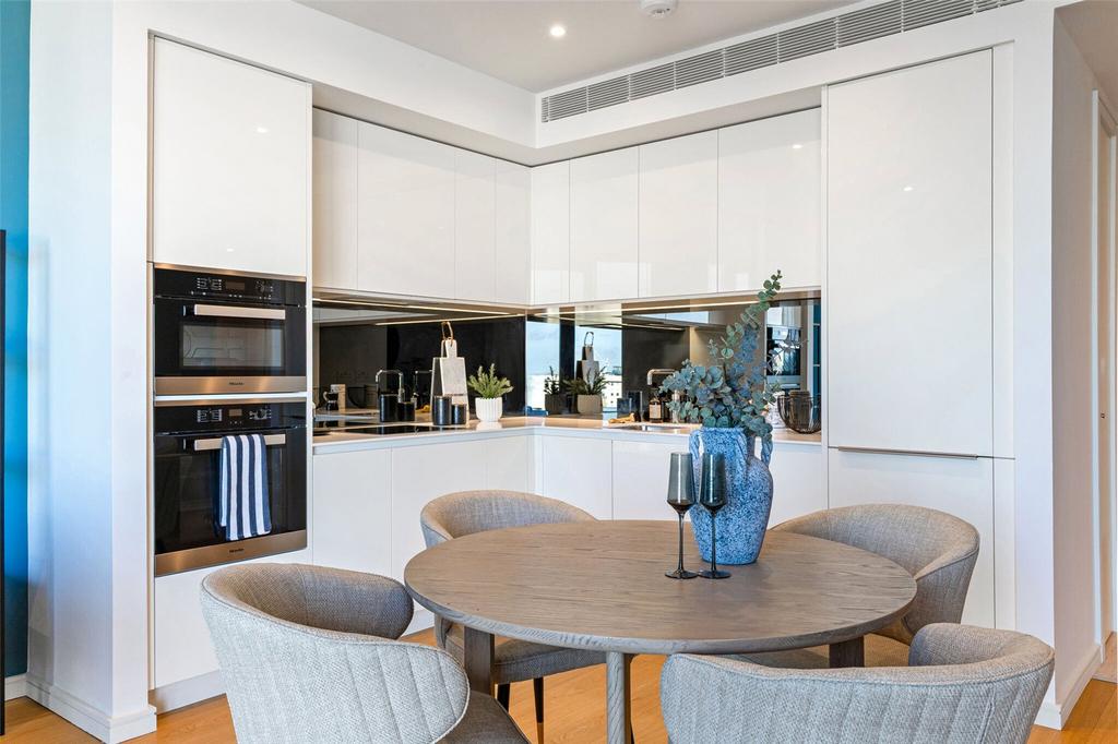 Living/Kitchen