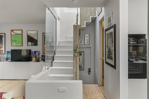 undefined, Victoria Mews, London, NW6