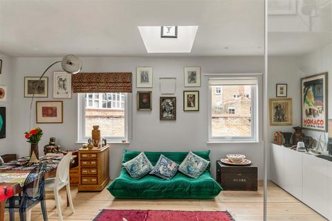 undefined, Victoria Mews, London, NW6