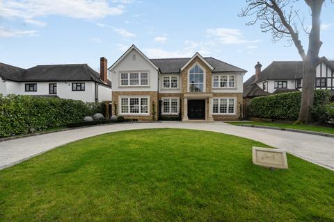 undefined, Meadow Way, Farnborough Park