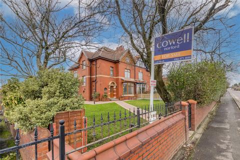 undefined, Ripponden Road, Greater Manchester OL1