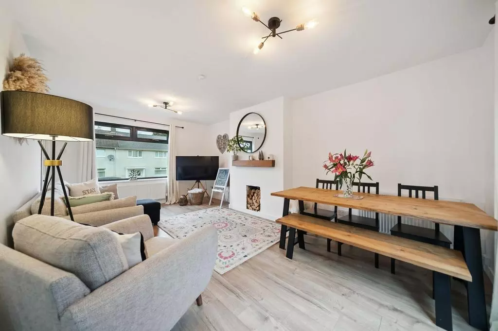 3 bedroom terraced house for sale - Photo 5