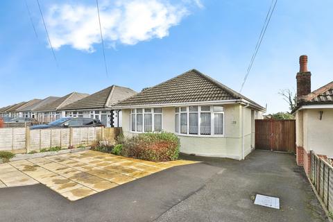 2 bedroom detached bungalow for sale, Daws Avenue, Bournemouth