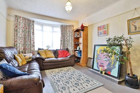 2 bedroom detached bungalow for sale, Daws Avenue, Bournemouth
