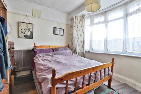 2 bedroom detached bungalow for sale, Daws Avenue, Bournemouth