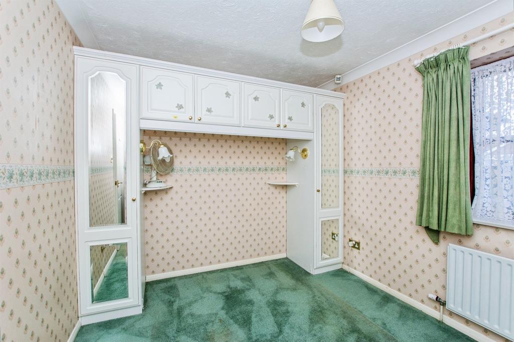 Walk-in wardrobe