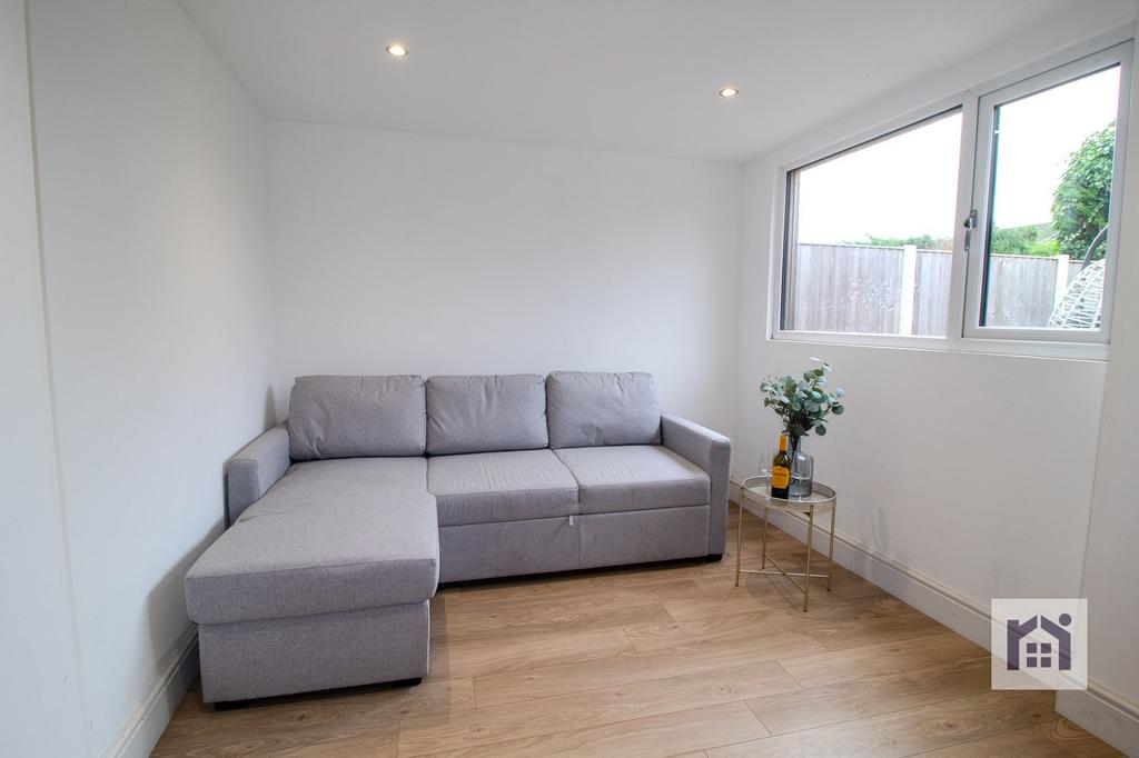 Garden room