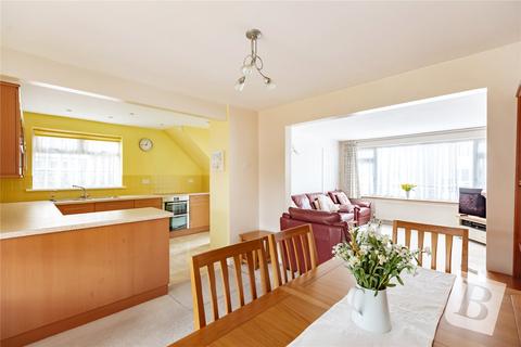 4 bedroom semi-detached house for sale, Hedingham Road, Hornchurch, RM11