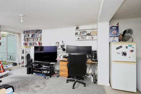 1 bedroom flat for sale, Pevensey Road, Eastbourne
