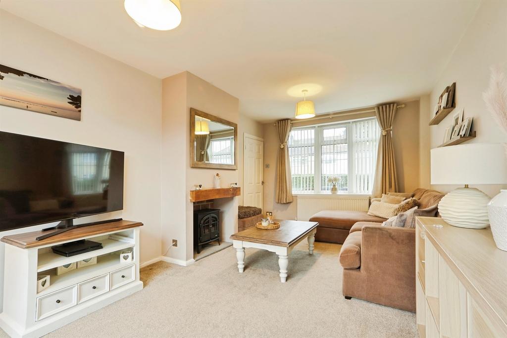 House in LEEDS - More