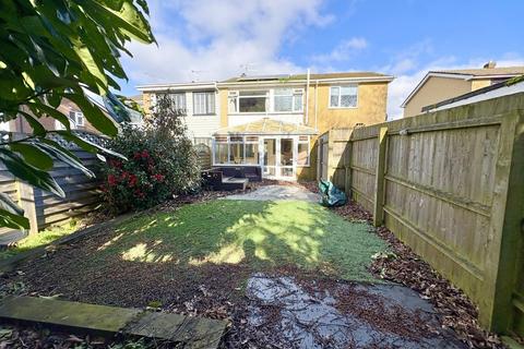 3 bedroom terraced house for sale, Petersham Road, Creekmoor, Poole, BH17