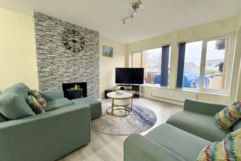 3 bedroom terraced house for sale, Petersham Road, Creekmoor, Poole, BH17